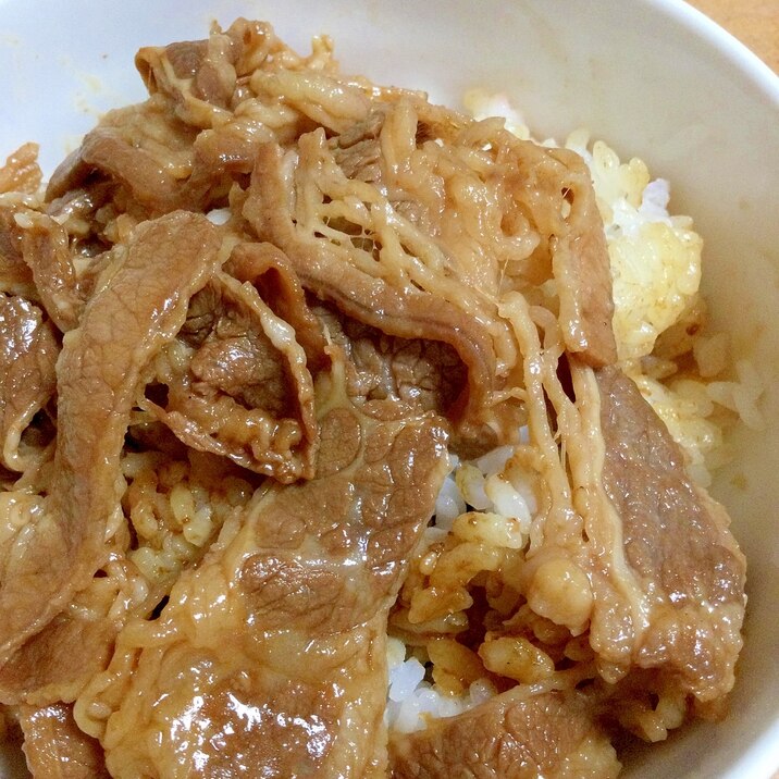 牛バラ肉 焼肉のたれで簡単カルビ丼 レシピ 作り方 By ねぎま 塩で 楽天レシピ